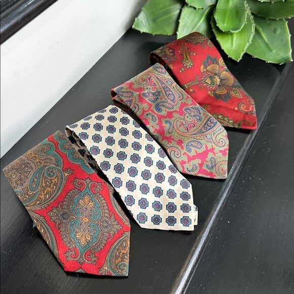 Burberrys of London 100% Silk Neckties set of Four Classic Designer - Picture 2 of 6